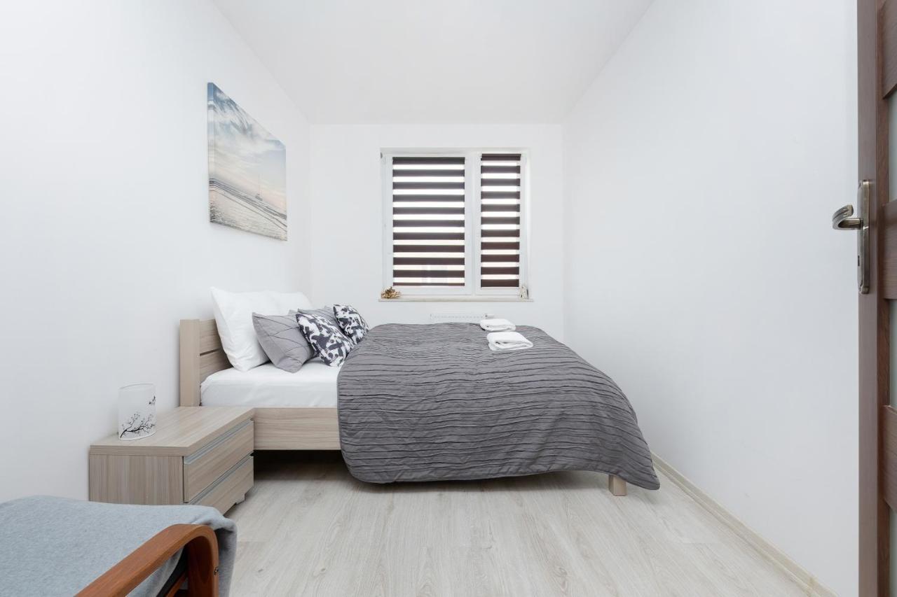 Paryska By Renters Apartment