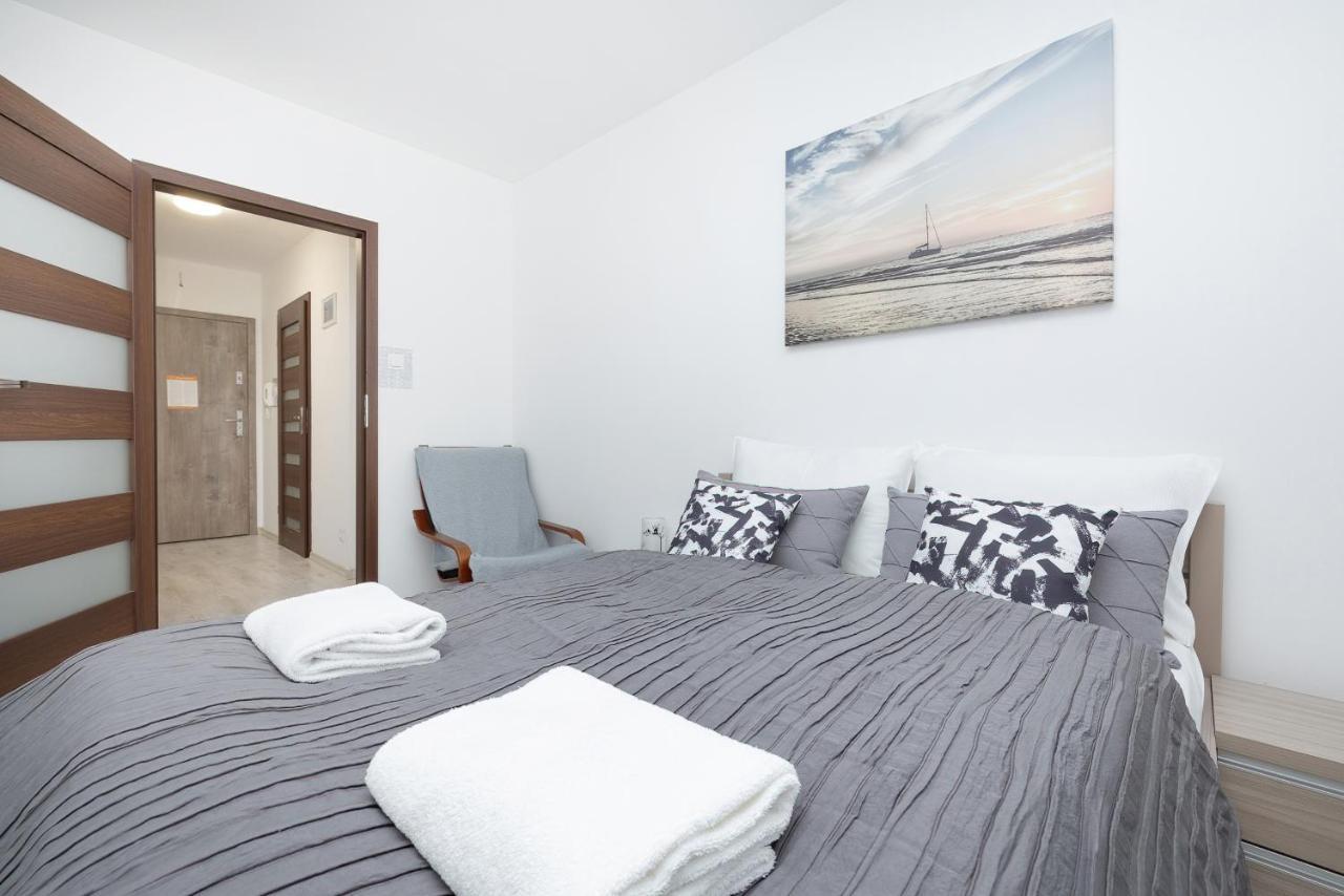 Paryska By Renters Apartment